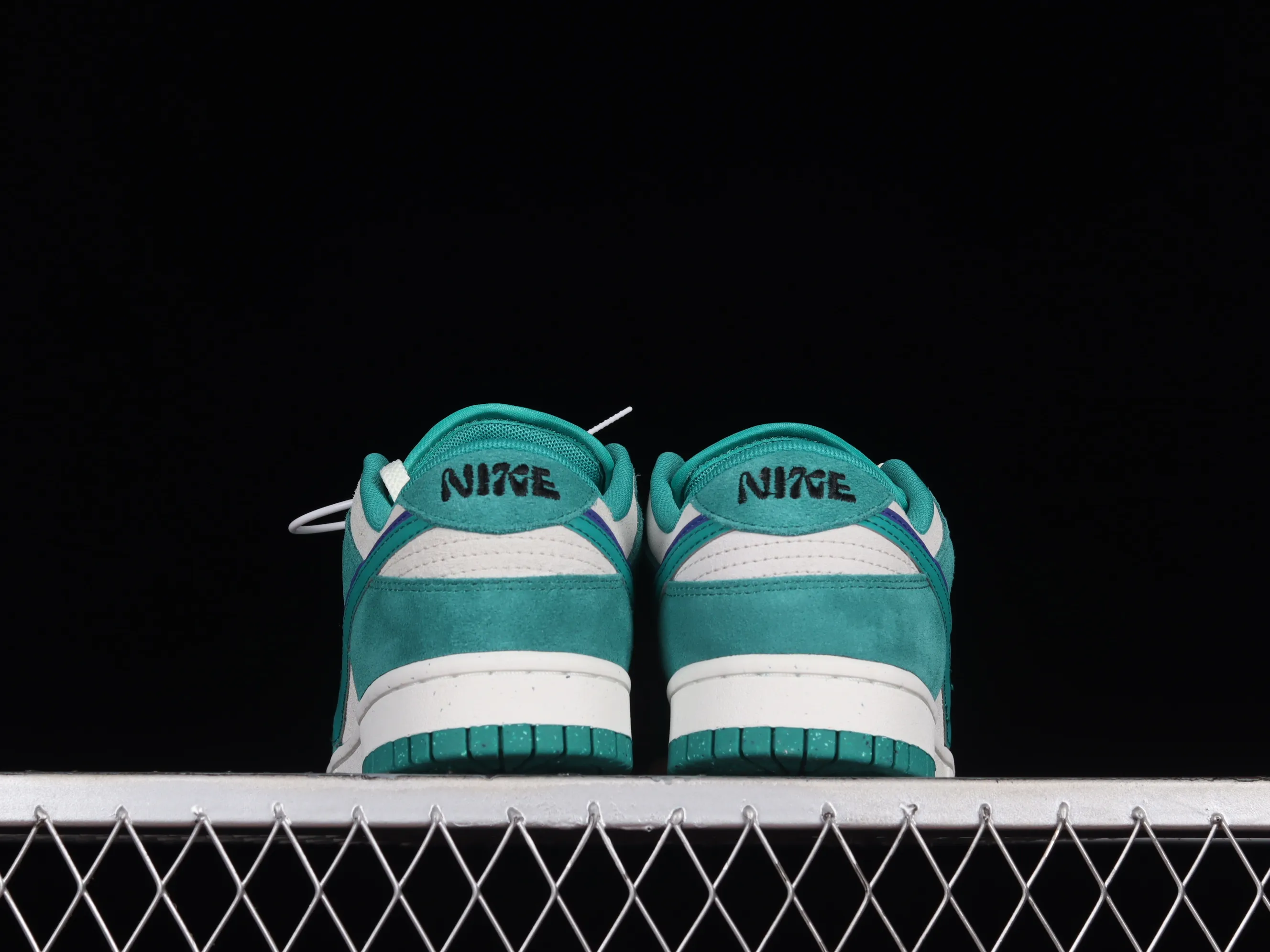 All categories Nk SB Dunk series Nk SB Dunk Low low-top sneakers Nk SB Dunk Low "85" gray green double hook SB low-top sports and leisure sneakers DO9457-101